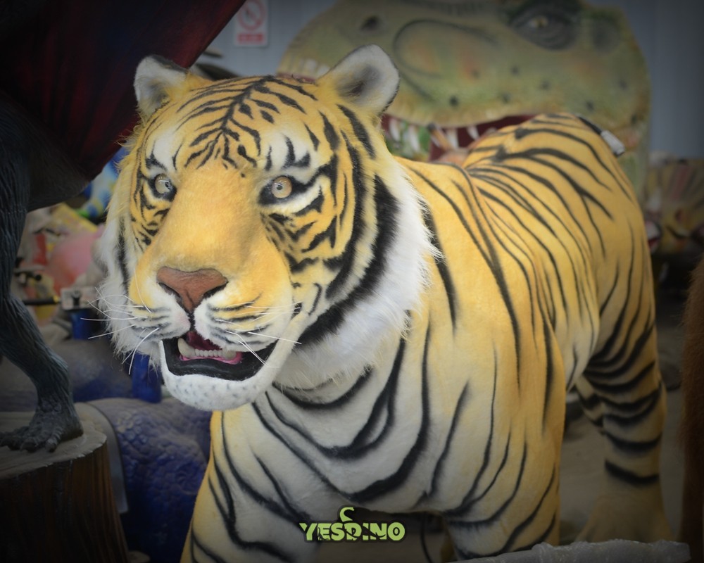 animatronic dinosaur band