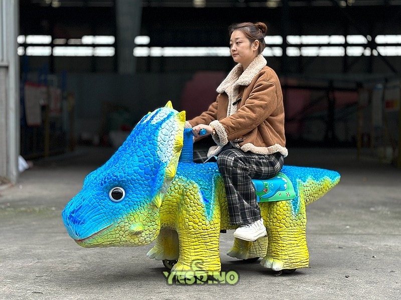 Dinosaur car for amusement park.jpg