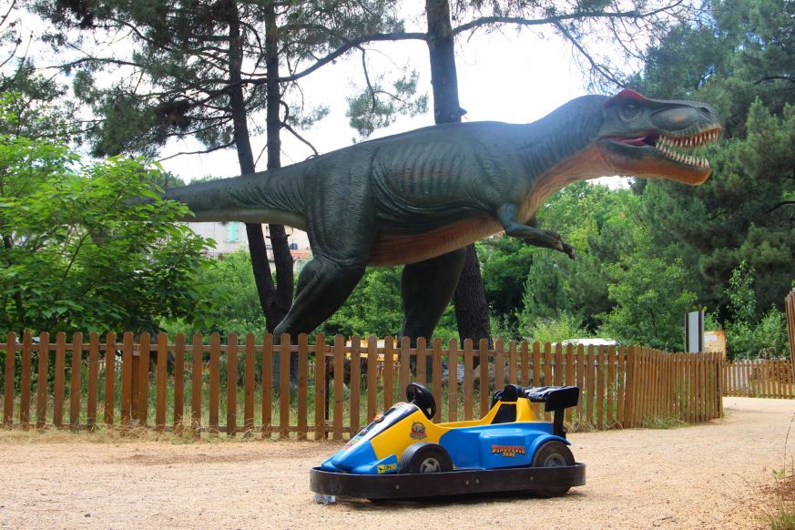 Dinosaur Exhibition in Shopping Centers