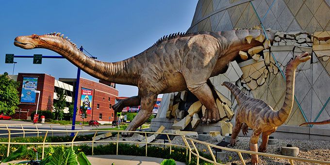 Animatronic dinosaur safety 5 measures for displays.jpg