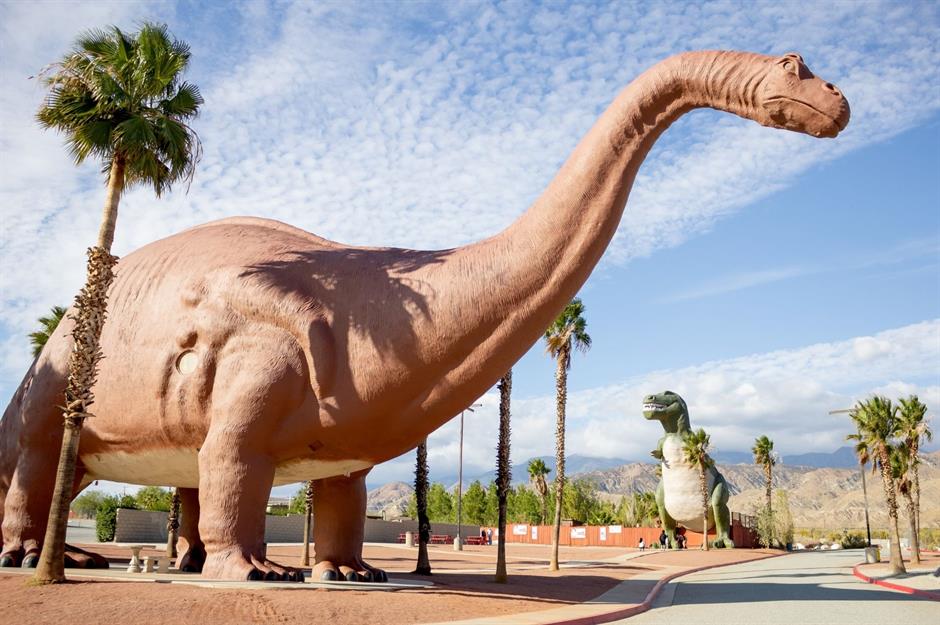 Starting a custom animatronic dinosaur project 5 beginner steps.jpg