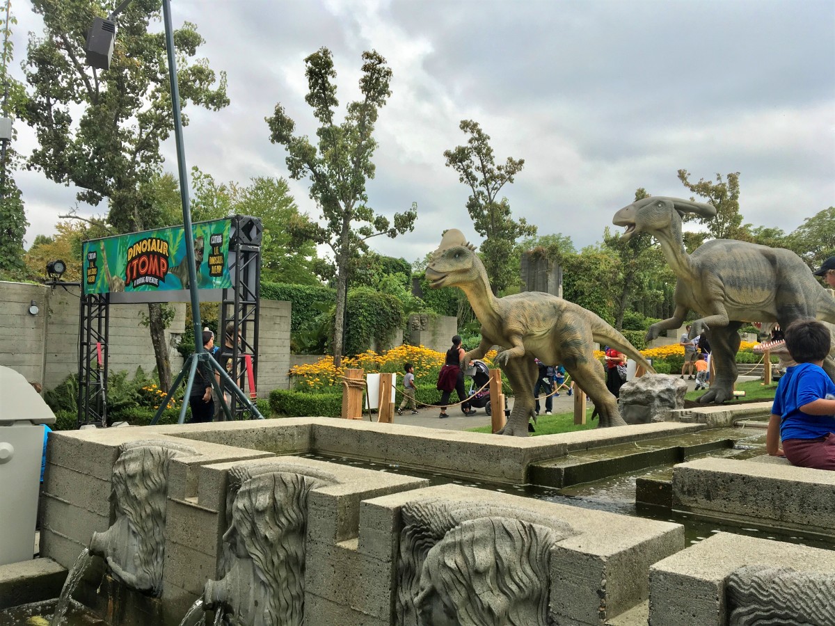 6 Key Differences Between Animatronic and Static Dinosaurs.jpg
