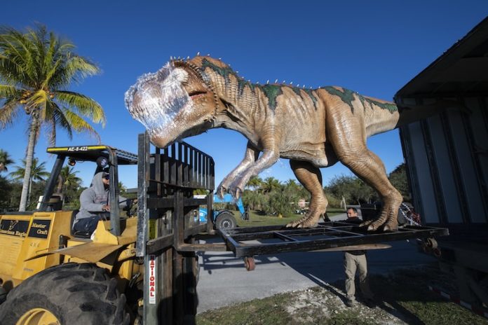 Transporting large animatronic dinosaurs 5 safe protocols.jpg