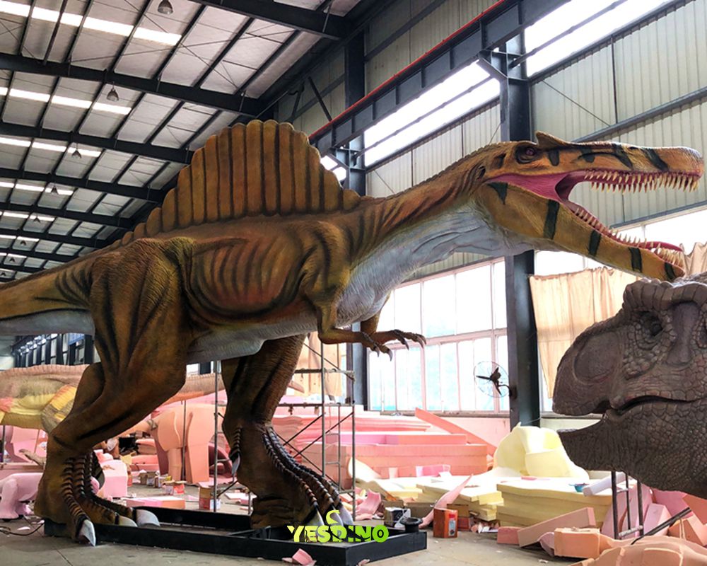 Realistic Robotic Spinosaurus for Dino Park