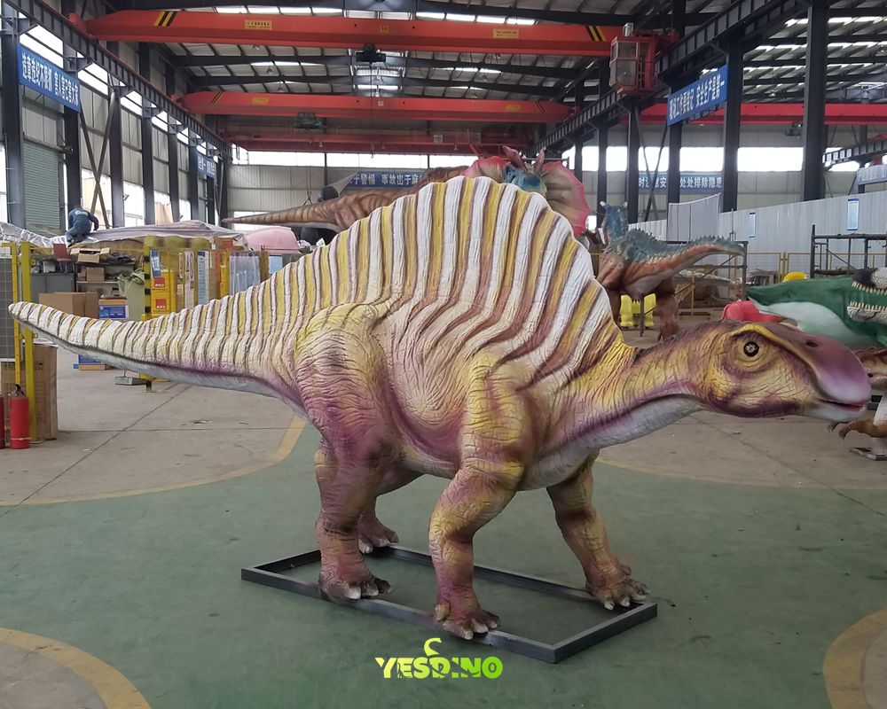 Animatronic Life Like Ouranosaurus for Jurassic Park Exhibition