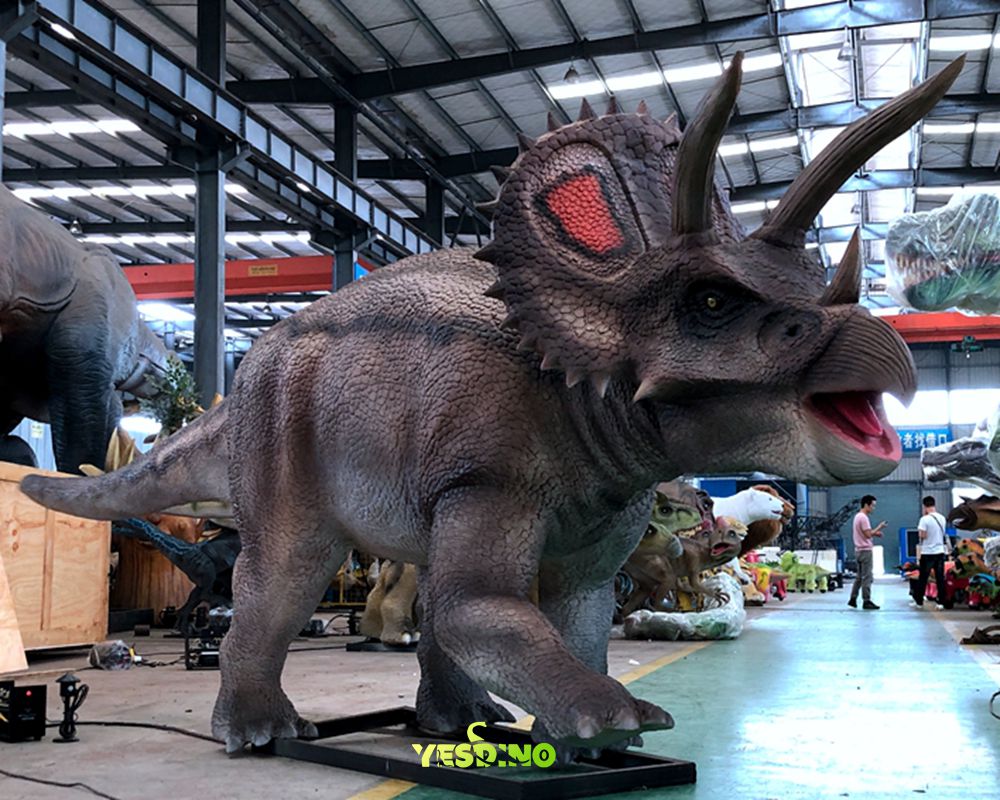 Interactive Animatronic Triceratops for Park Exhibition