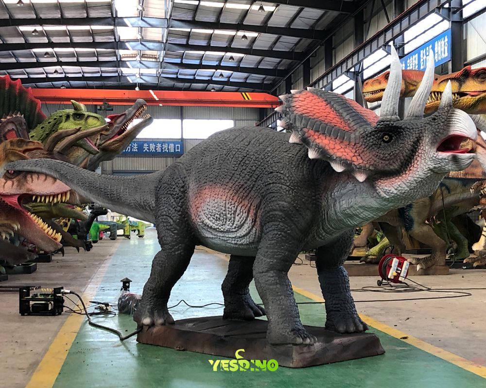 Lifelike Realistic Triceratops Animatronic Dinosaur Model for Events